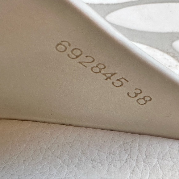 Authentic Gucci slides with Receipt - Picture 5 of 12